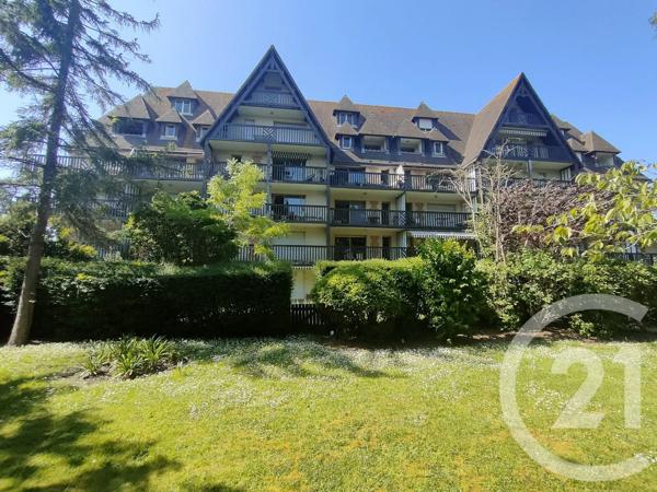 Appartement F3 à vendre  3 pièces - 60,01 m 2   DEAUVILLE  - 14