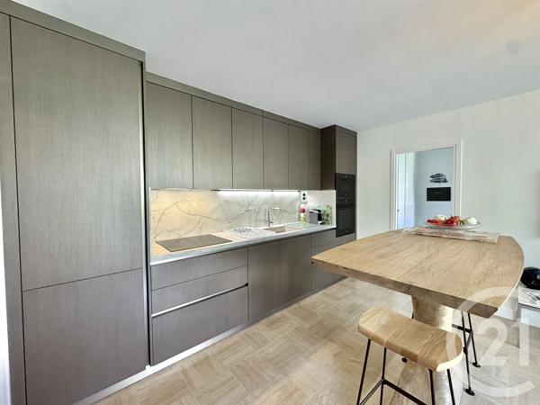 Appartement F3 à vendre  3 pièces - 60,01 m 2   DEAUVILLE  - 14