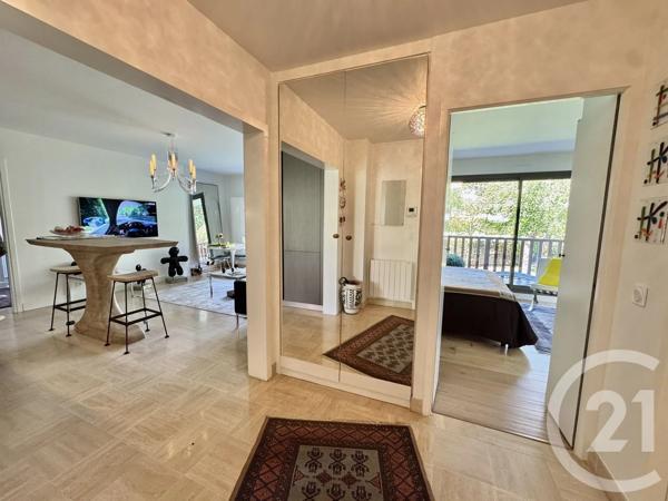 Appartement F3 à vendre  3 pièces - 60,01 m 2   DEAUVILLE  - 14