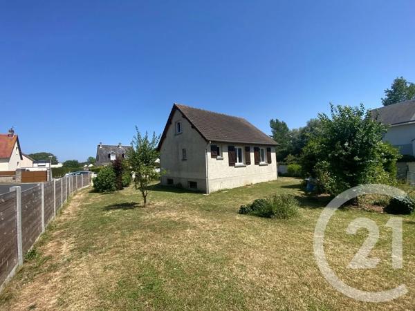 Appartement T2 à vendre  2 pièces - 61 m 2   COURSEULLES SUR MER  - 14