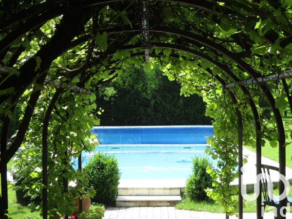 Maison à vendre 6 pièces 235 m² La Chaussée-sur-Marne