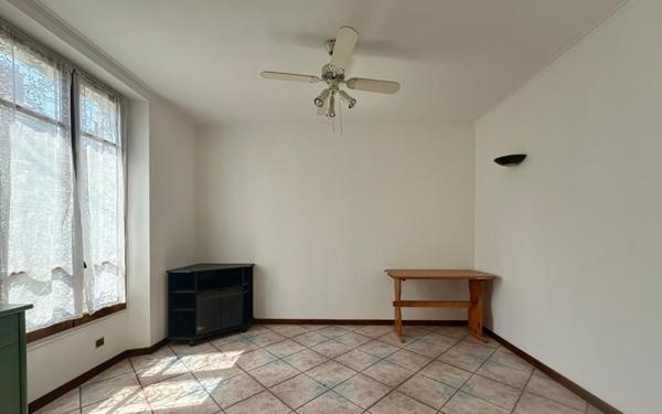 Appartement à vendre    2 pièces • 38 m2 Villeneuve-Saint-Georges