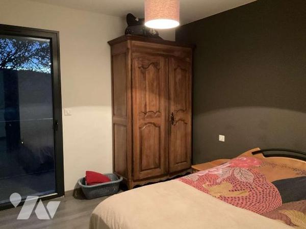 A VENDRE : Maison contemporaine avec de beaux volumes de 2015, sur les hauteurs de SOUILLAC (Lo...