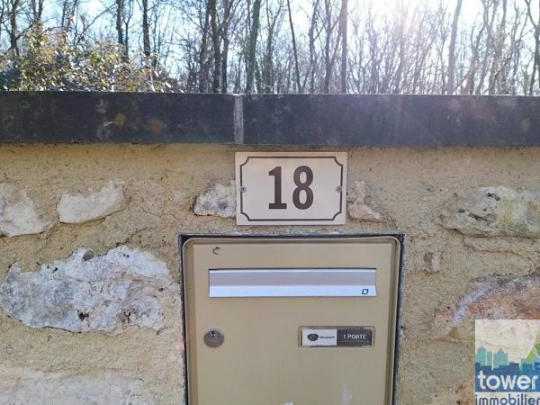 Terrain à construire 791 m2 à 11 mn de La Rochefoucauld