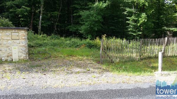 Terrain à construire 791 m2 à 11 mn de La Rochefoucauld