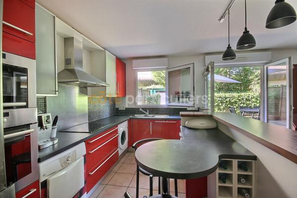 Vente
                Appartement99,2 m² - 5 Pièces -
                    CHATILLON (92320)