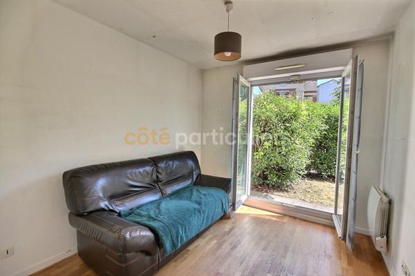 Vente
                Appartement99,2 m² - 5 Pièces -
                    CHATILLON (92320)