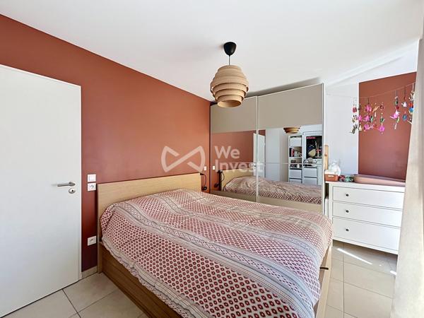 APPARTEMENT T2 DERNIER ETAGE - SAINT AUNES