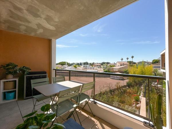APPARTEMENT T2 DERNIER ETAGE - SAINT AUNES