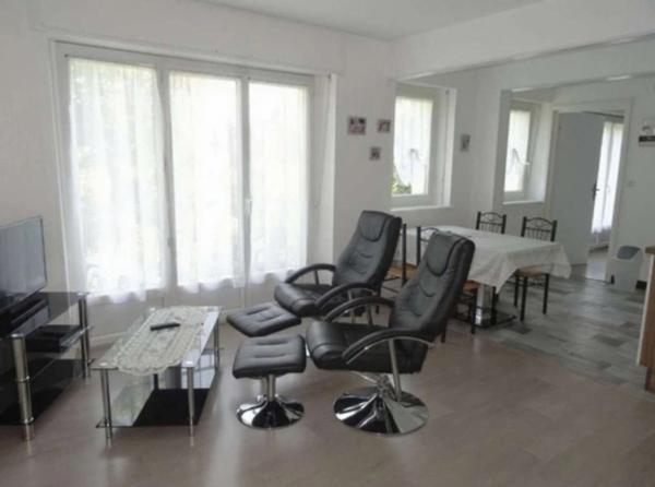 Dpt Vosges (88), à vendre BAINS LES BAINS immeuble 9 logements / Terrain de 2226 m² / Curistes