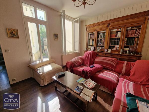 Maison à vendre 9 pièces 196m² Saumur (49400)