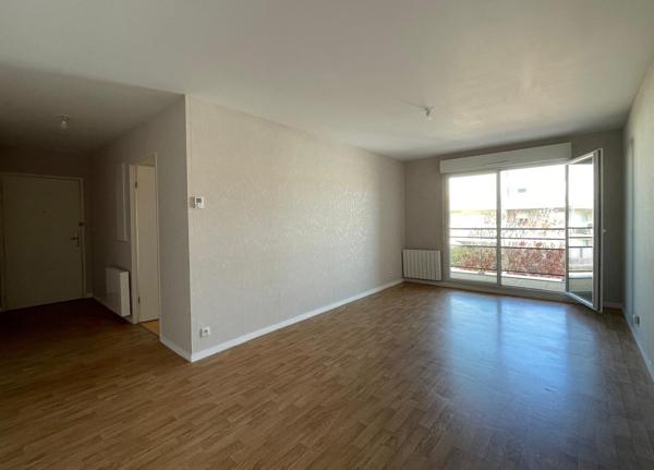 Appartement
         3 pièces
        - 64 m² 171 200 € *