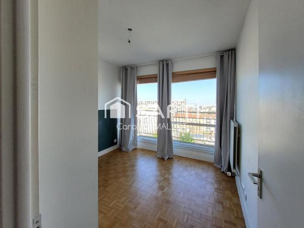 Idéal Famille et proche du T6