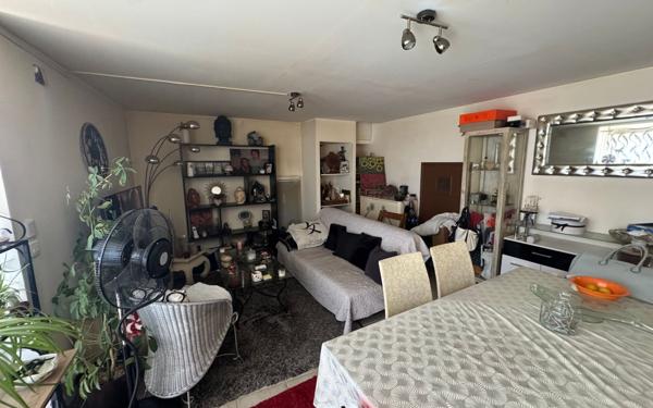 Immeuble à vendre    4 pièces •  Valensole