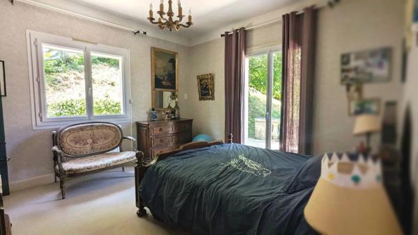 Demeure familiale avec piscine, terrasse et jardin arboré – Lot-et-Garonne