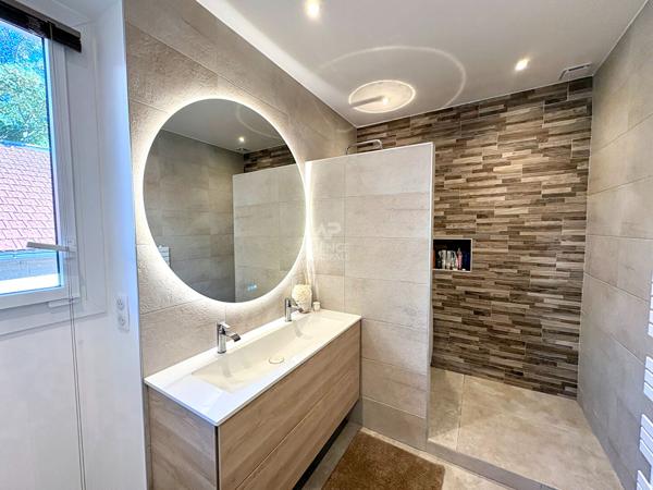 Maison Conflans Sainte Honorine 6 pièce(s) 125 m2 675 000 € **  - Référence  8308