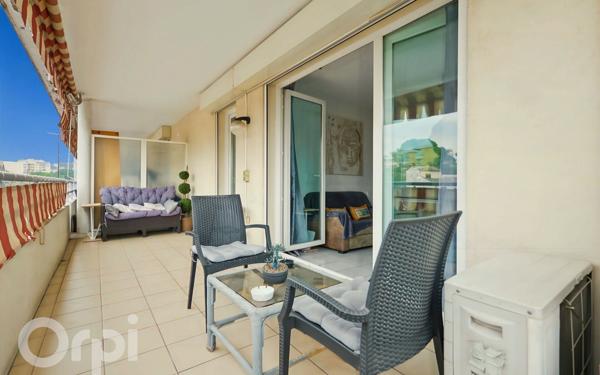 Appartement à vendre    2 pièces • 38 m2 Cannes