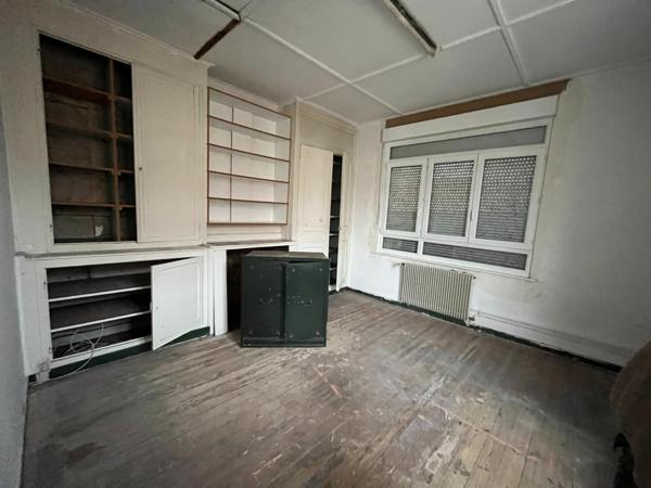 Maison à ARQUES, 62510 - 1 pièce 270m²