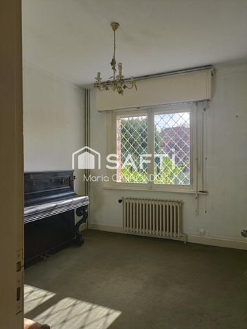 MAISON PROCHE CENTRE VILLE A RESTAURER ENTIEREMENT