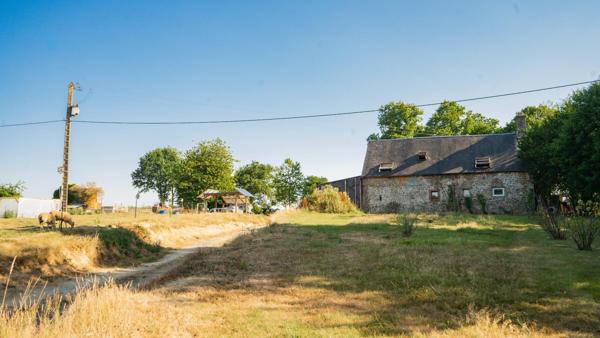 Maison autonome en électricité – 112 m² – Terrain de 7 260 m² – Sans vis-à-vis
