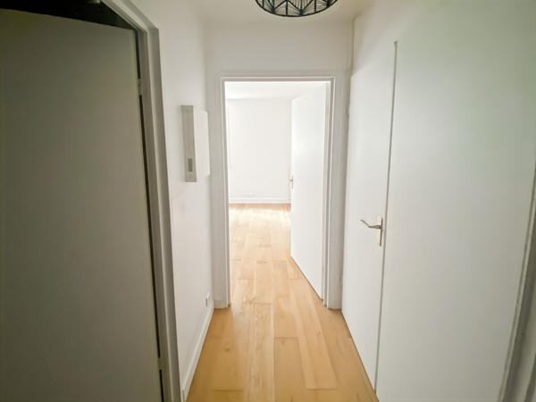 Studio 23 M² / PARIS 12eme / PORTE DOREE