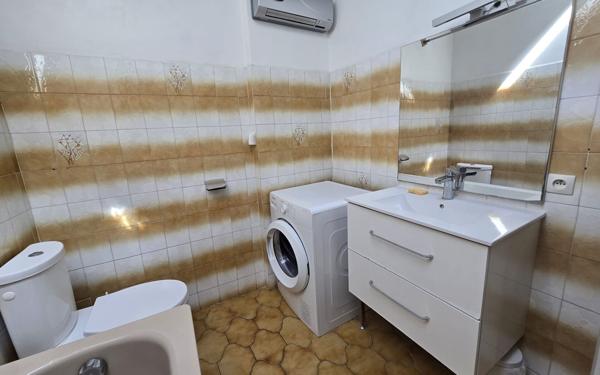 Appartement à louer    3 pièces • 46,97 m2 Grans