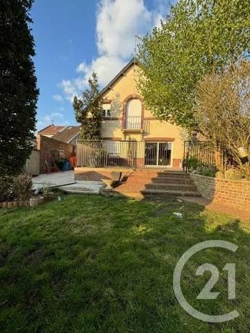 Maison à vendre  6 pièces - 153,60 m 2   ST QUENTIN  - 02