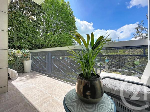 Appartement à vendre  3 pièces - 77,63 m 2   COMPIEGNE  - 60