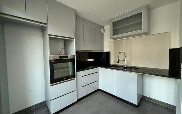 Appartement à louer    2 pièces •  Clamart