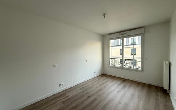Appartement à louer    2 pièces •  Clamart