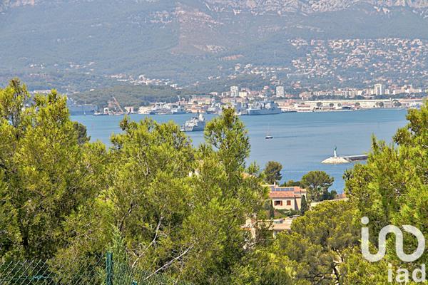 Appartement à vendre 5 pièces 129 m² Saint-Mandrier-sur-Mer