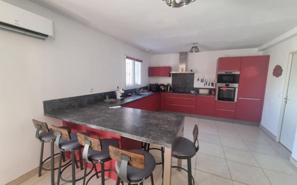 Maison à vendre    5 pièces •  Montfavet - Avignon