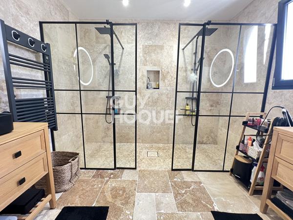 CANOHES, maison 4 faces contemporaine, 5 pièces, garage, piscine SANS VIS A VIS, secteur très recherché