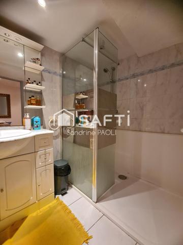 Authentique maison de village au charme provençal