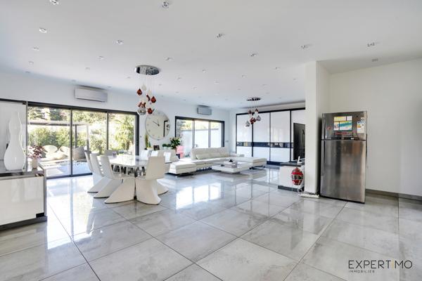 Argenteuil (95100) Villa contemporaine de 2020 avec piscine