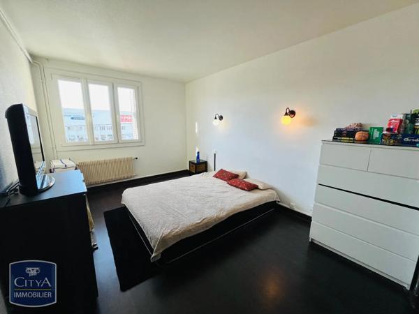 Appartement à louer 4 pièces 97.19m² Roanne (42300)