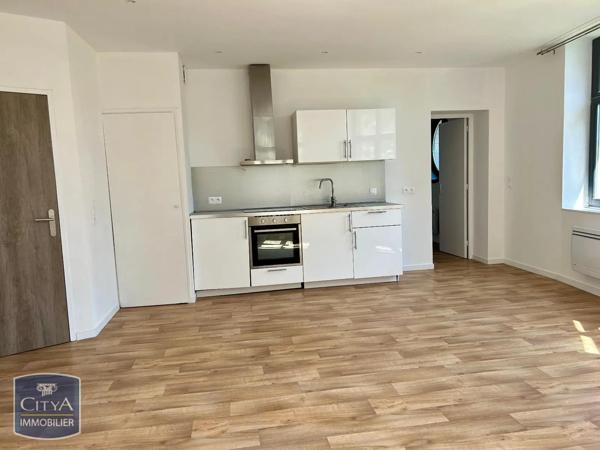 Appartement à louer 2 pièces 43.92m² Valenciennes (59300)