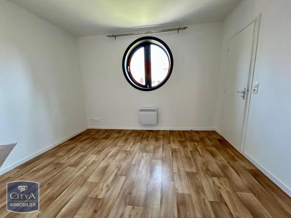 Appartement à louer 2 pièces 43.92m² Valenciennes (59300)