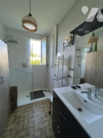 Maison de plain-pied de type T3 d'une superficie de 65m²