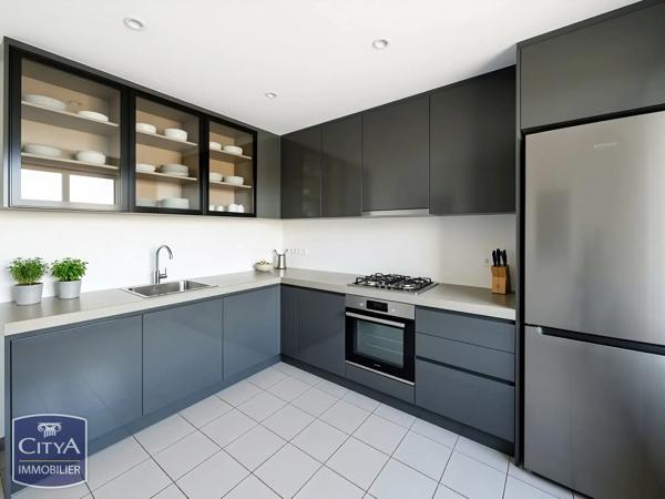 Maison à vendre 7 pièces 144.15m² Saint-Doulchard (18230)