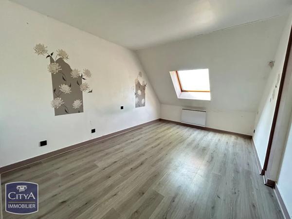 Maison à vendre 7 pièces 144.15m² Saint-Doulchard (18230)