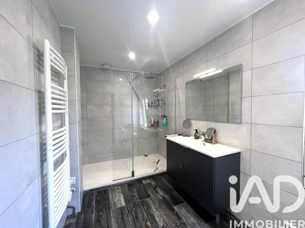 Maison à vendre 5 pièces 145 m² Saint-Pierre-du-Mont