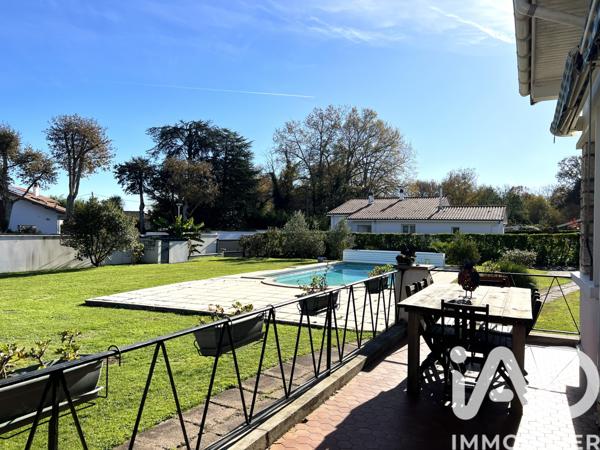 Maison à vendre 5 pièces 145 m² Saint-Pierre-du-Mont