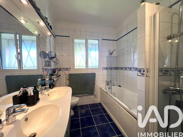 Maison à vendre 5 pièces 145 m² Saint-Pierre-du-Mont