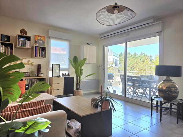 ANGLET - T3 avec parking et terrasse de 24 m²
