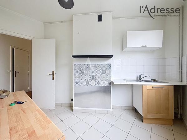 Suresnes - Appartement 3 pièces 65m² - 1 Cave - TERRASSE