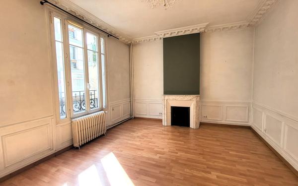 Appartement à vendre    2 pièces • 65,78 m2 Compiègne
