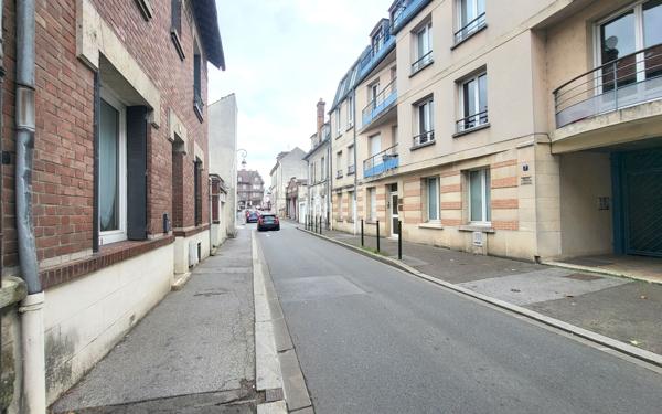 Appartement à vendre    2 pièces • 65,78 m2 Compiègne