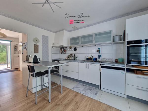 Maison Aubigny Les Clouzeaux 6 pièce(s) 200 m2