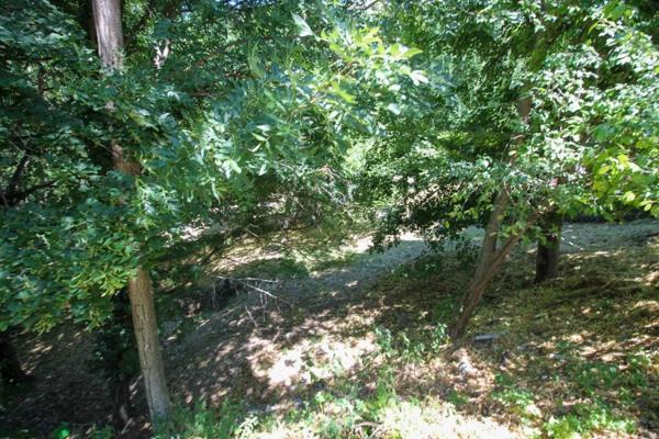 Vente / Terrain constructible à Montbrun-les-Bains (26570)